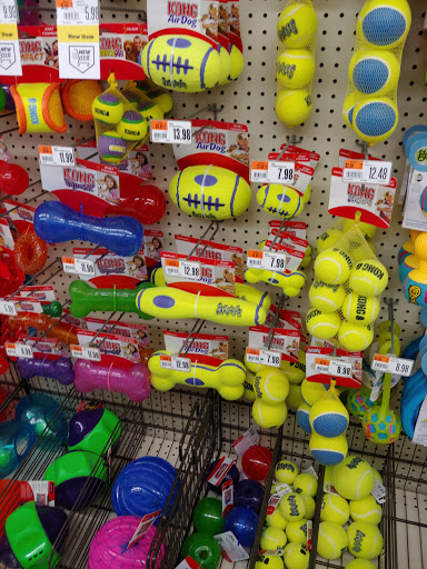 Pet Supply Store «Pet Supplies Plus», reviews and photos, 18610 W Bluemound Rd, Brookfield, WI 53045, USA