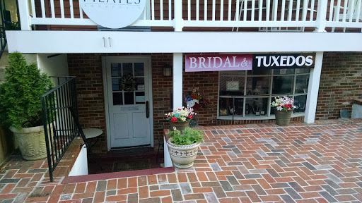 Annapolis Formal & Tuxedos, 11 Annapolis St, Annapolis, MD 21401, USA, 