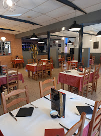 Atmosphère du Restaurant français La Guinguette à Armentières - n°7