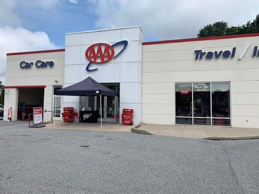 Auto Insurance Agency «AAA Clifton Heights Car Care Insurance Travel Center», reviews and photos, 5233 W Baltimore Ave, Clifton Heights, PA 19018, USA