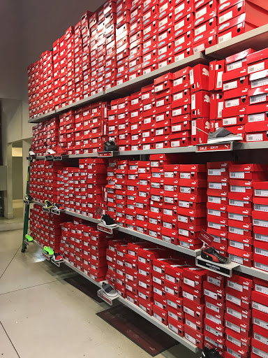 Shoe Store «PUMA», reviews and photos, 20 The City Dr S #906, Orange, CA 92868, USA