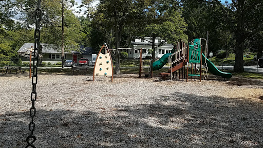 Park «Collins Street Playground», reviews and photos, 37 Collins Ave, Amesbury, MA 01913, USA