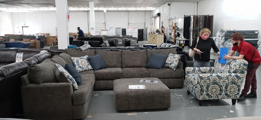 Furniture Store «American Freight Furniture and Mattress», reviews and photos, 2655 S Arlington Rd, Akron, OH 44319, USA