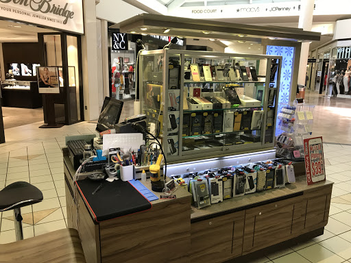 Electronics Repair Shop «Cell Phone Zone iPhone Repair Houston, TX», reviews and photos, 7925 FM 1960 Rd W, Houston, TX 77070, USA