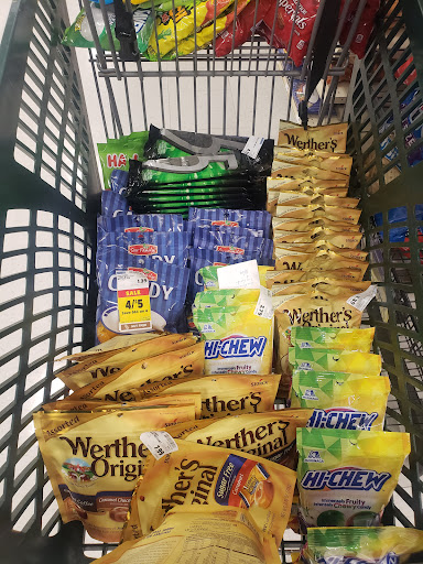 Grocery Store «Family Fare Supermarket», reviews and photos, 1801 Valley View Dr, Council Bluffs, IA 51503, USA