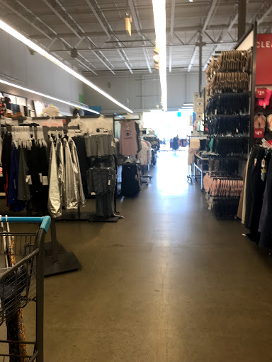 Clothing Store «Old Navy», reviews and photos, 2255 Market Pl Blvd, Cumming, GA 30041, USA