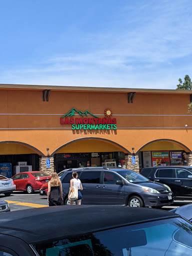 Las Montañas Supermarket