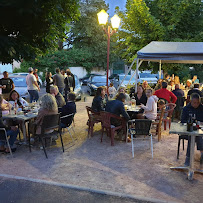 Atmosphère du Restaurant Le Caveau du Fort à Chambaron sur Morge - n°14