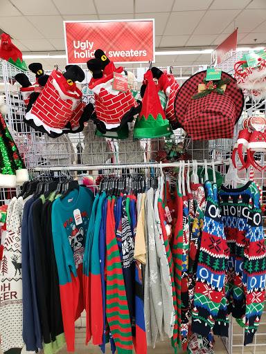 Thrift Store «Savers», reviews and photos, 26 Golf Center, Hoffman Estates, IL 60195, USA