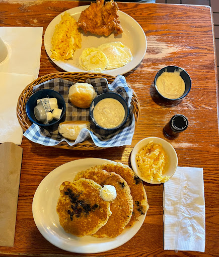 American Restaurant «Cracker Barrel Old Country Store», reviews and photos, 4210 Franklin Commons Ct, Franklin, TN 37067, USA