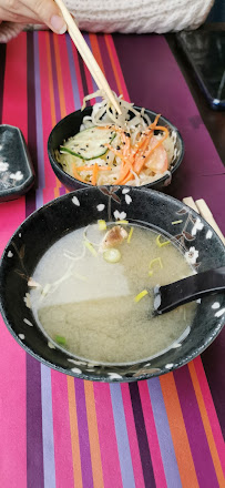 Soupe du Restaurant japonais Restaurant Wujin Sushi à Paris - n°7