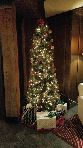 Shopping Mall «Shops On Lane Avenue», reviews and photos, 1675 W Lane Ave, Upper Arlington, OH 43221, USA