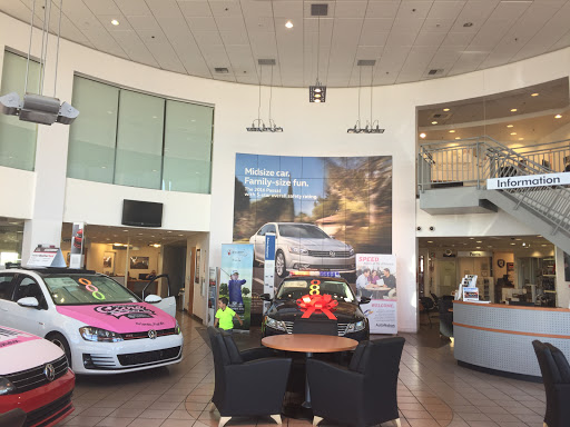 Volkswagen Dealer «AutoNation Volkswagen Las Vegas», reviews and photos, 6375 W Sahara Ave, Las Vegas, NV 89146, USA