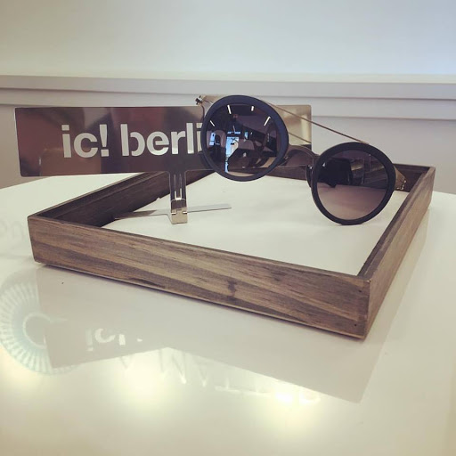 Eye Care Center «A Matter of Sight», reviews and photos, 2210 N Clark St, Chicago, IL 60614, USA