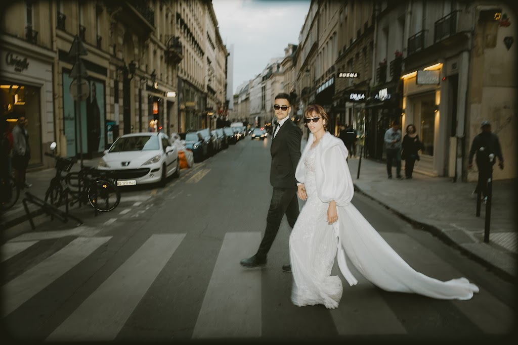 Julia & Gil Education