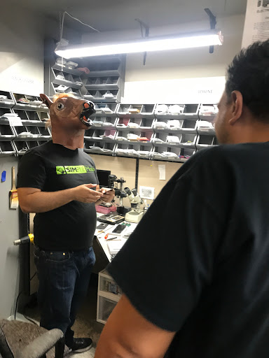 Electronics Repair Shop «iFixit911 Phone, PC, Tablet & Electronics Repairs», reviews and photos, 4008 SW 64th Ave, Davie, FL 33314, USA