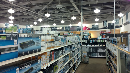 Computer Store «Micro Center», reviews and photos, 730 Memorial Dr, Cambridge, MA 02139, USA