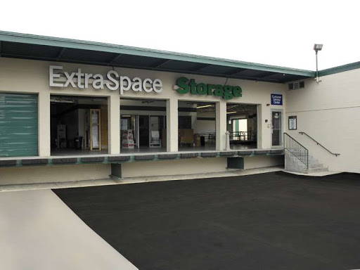 Self-Storage Facility «Extra Space Storage», reviews and photos, 128 Bridge St, Newton, MA 02458, USA
