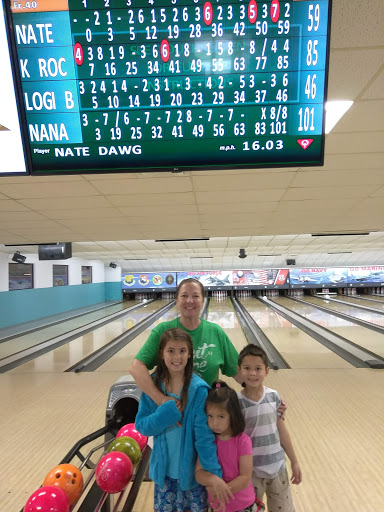 Bowling Alley «MacDill Lanes Bowling Center», reviews and photos, 8216 Hangar Loop Dr, Tampa, FL 33621, USA