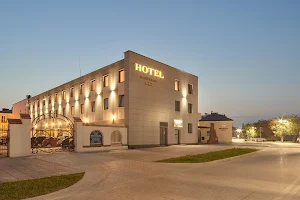 Hotel Renesans image