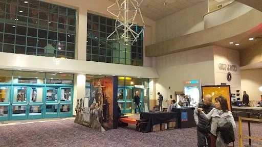 Movie Theater «AMC Saratoga 14», reviews and photos, 700 El Paseo de