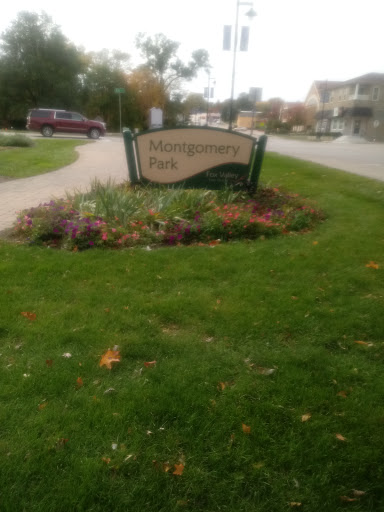 Park «Montgomery Park», reviews and photos, 301 N River St, Montgomery, IL 60538, USA