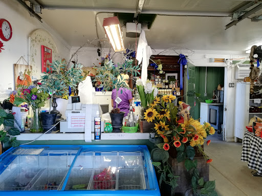 Florist «Sequoia Flowers Produce & More», reviews and photos, 20940 Ave 296, Exeter, CA 93221, USA