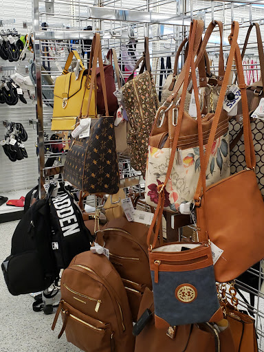 Clothing Store «Ross Dress for Less», reviews and photos, 2936 Interstate 45 N, Conroe, TX 77303, USA