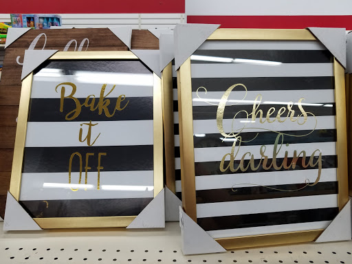 Discount Store «Fallas Paredes Discount Stores», reviews and photos, 4400 Fredericksburg Rd #105, San Antonio, TX 78201, USA