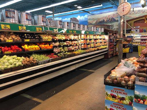 Mexican Grocery Store «El Rancho Supermarket», reviews and photos, 1212 N Beach St, Fort Worth, TX 76111, USA
