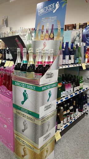 Liquor Store «Montgomery County Liquor & Wine - Cloverly», reviews and photos, 723 Cloverly St, Silver Spring, MD 20905, USA