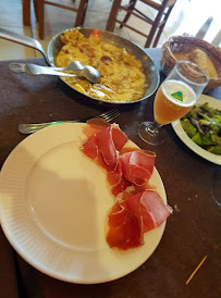 Prosciutto crudo du Restaurant français Auberge du Bougnat à Saint-Victor-la-Rivière - n°7