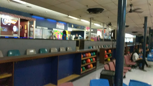 Bowling Alley «Castro Village Bowl», reviews and photos, 3501 Village Dr, Castro Valley, CA 94546, USA