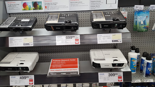 Office Supply Store «Staples», reviews and photos, 2120 SW 32nd Ave, Coral Gables, FL 33145, USA