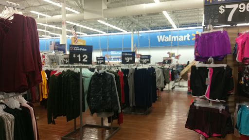 Department Store «Walmart Supercenter», reviews and photos, 45415 Dulles Crossing Plaza, Sterling, VA 20166, USA