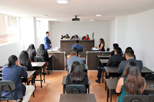 Especialistas asesoria legal Quito
