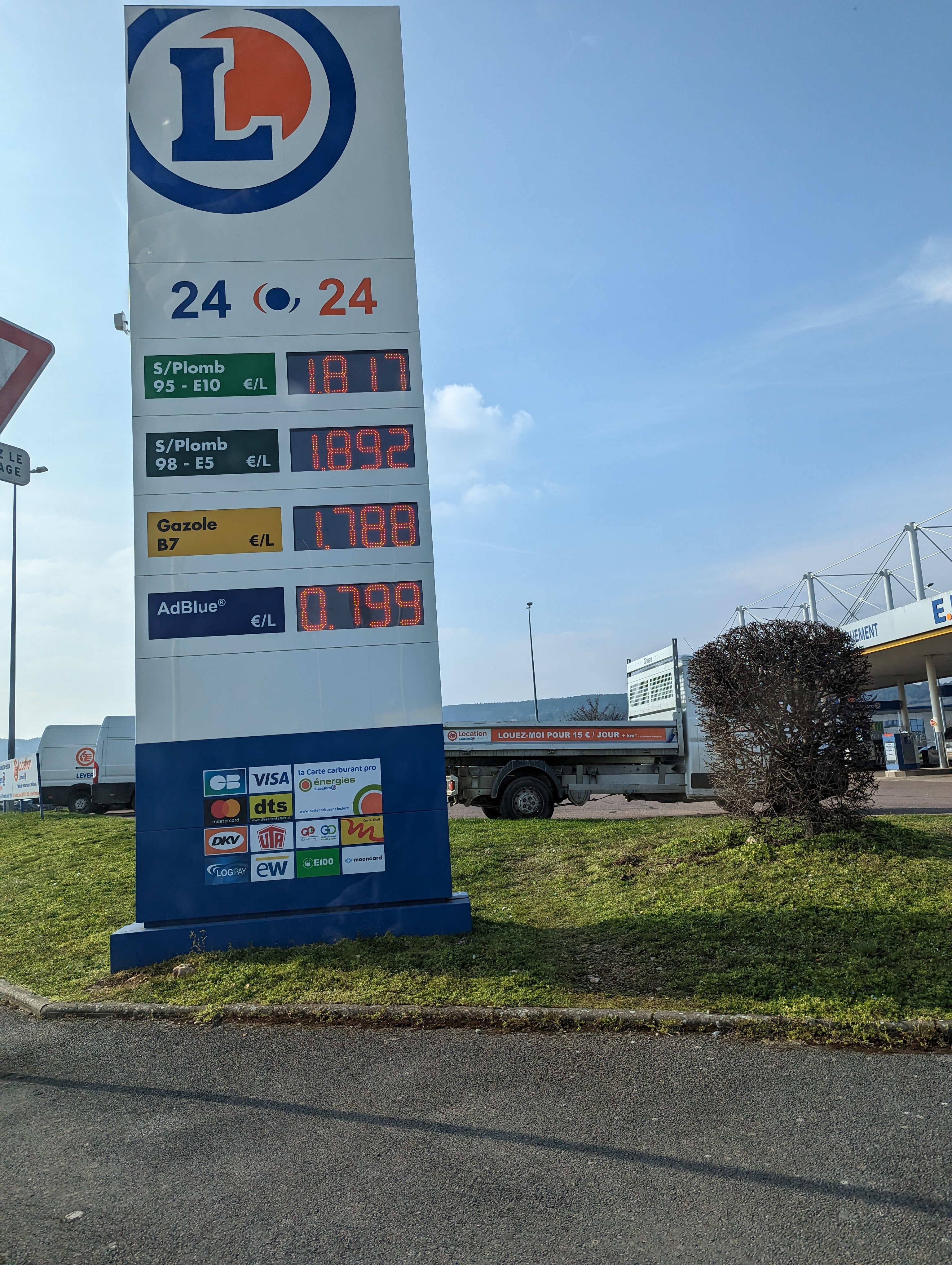 Photo n° 1 de l'avis de Luz.o fait le 02/03/2023 à 14:04