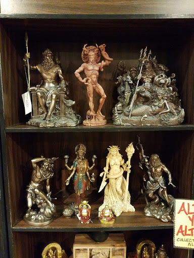 Book Store «Magus Books & Herbs», reviews and photos, 1309 1/2 4th St SE, Minneapolis, MN 55414, USA