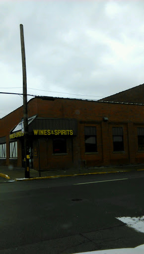 Liquor Store «Wine & Spirits Stores», reviews and photos, 105 3rd St, Charleroi, PA 15022, USA