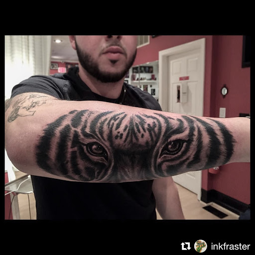 Tattoo Shop «Broadway Tattoo Lounge», reviews and photos, 259 Oak St, South Amboy, NJ 08879, USA