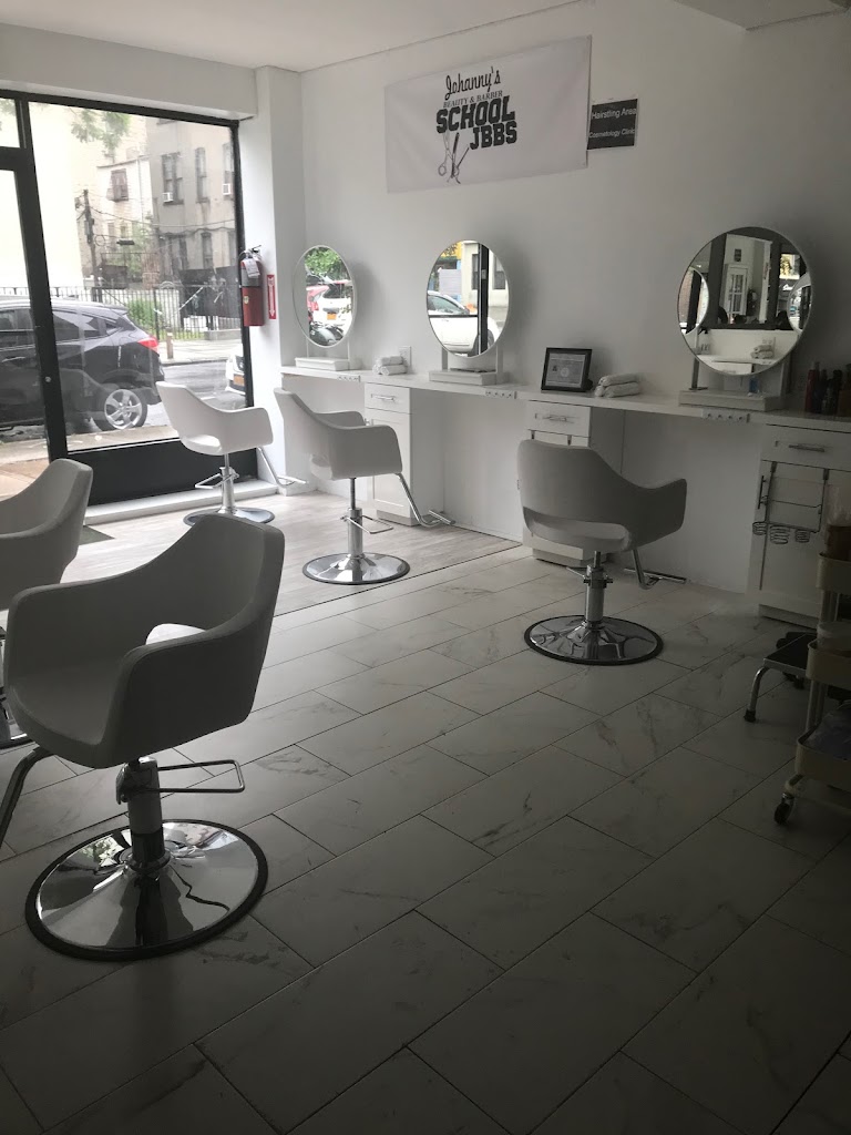 Johanny’s Hair Saloon 11211