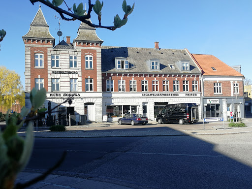 Faxe Bodega in Faxe, Varde