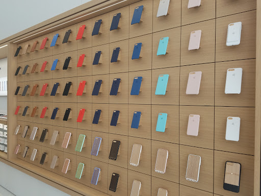 Computer Store «Apple St. Johns Town Center», reviews and photos, 4835 River City Dr, Jacksonville, FL 32246, USA