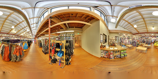 Sporting Goods Store «Any Mountain - Corte Madera», reviews and photos, 71 Tamal Vista Blvd, Corte Madera, CA 94925, USA