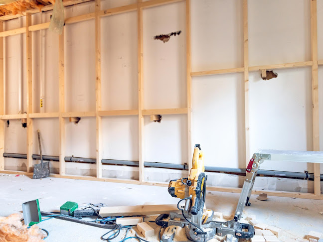 HE Byg ApS - Tømrer