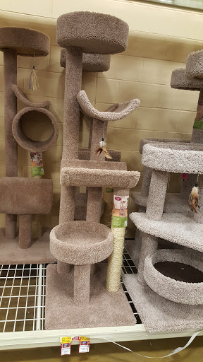 Pet Supply Store «PetSmart», reviews and photos, 2100 88th St, North Bergen, NJ 07047, USA