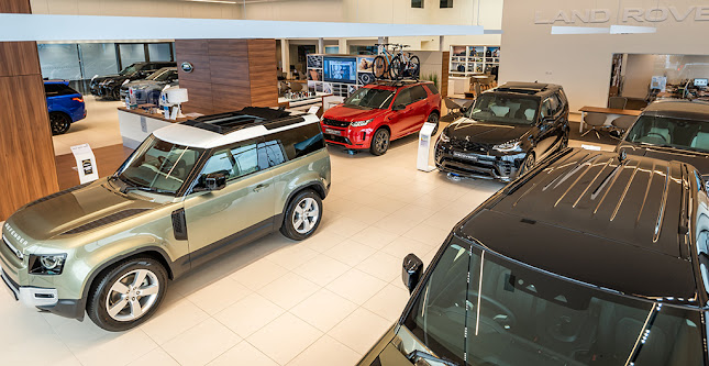 Reviews of Rybrook Land Rover Stoke in Stoke-on-Trent - Car dealer