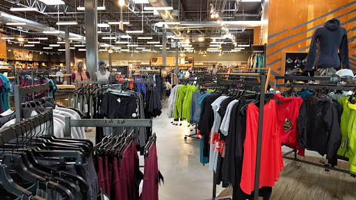 Outdoor Sports Store «REI», reviews and photos, 161 Town Square Pl, King of Prussia, PA 19406, USA