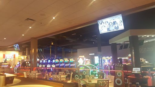 Restaurant «Main Event Entertainment», reviews and photos, 10700 Davis Dr, Alpharetta, GA 30009, USA