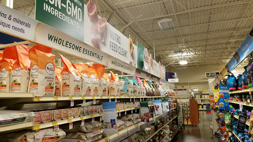 Pet Supply Store «PetSmart», reviews and photos, 3585 N Shiloh Dr, Fayetteville, AR 72703, USA